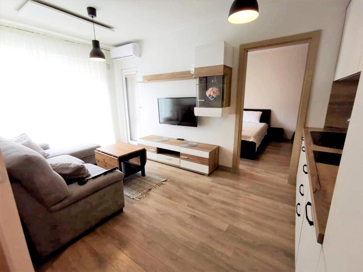 Dianos Apartamentai 帕兰加 外观 照片